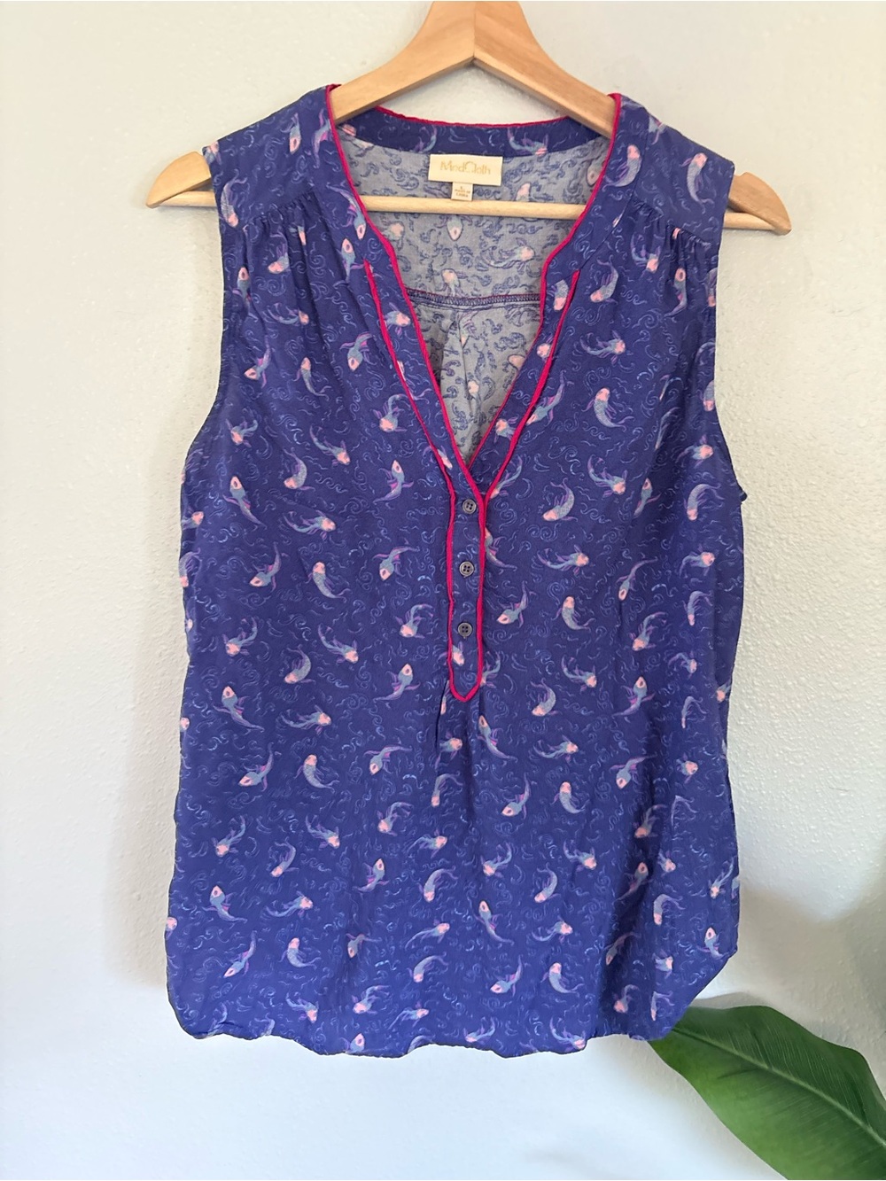 Modcloth Purple Bird-Print Sleeveless V-Neck Camisole with Pink Trim
